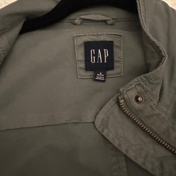 Utility Jacket - Picture 6 of 10